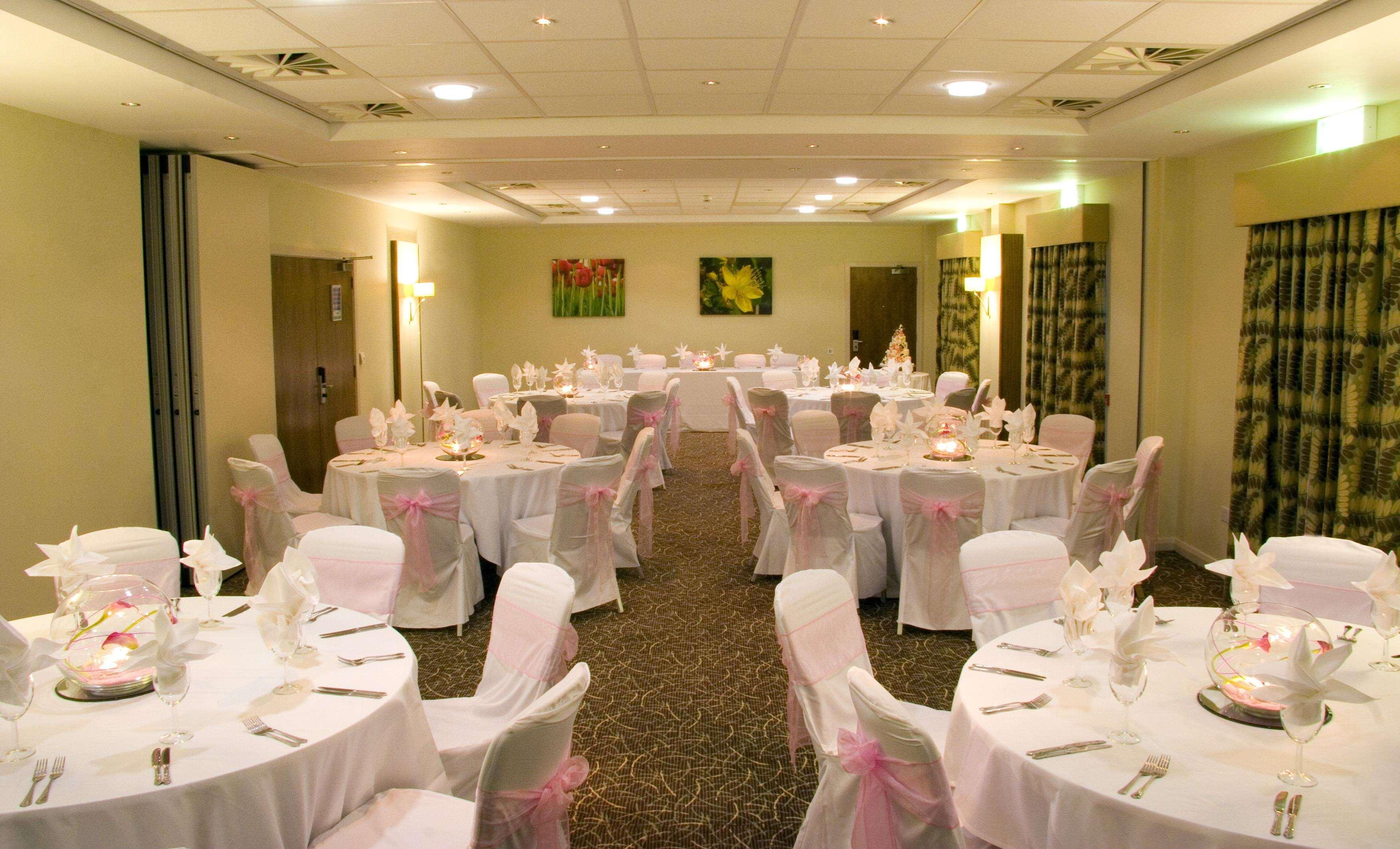 London Luton Vale Hotel Facilidades foto